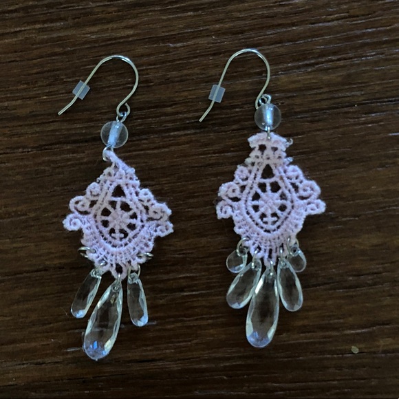Boutique Jewelry - Lace Earrings